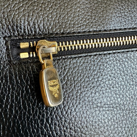 MCM Soft Grain Leather Hobo Shoulder Bag, Black with Gold Hardware, EUC - Picture 4 of 16